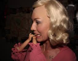 Kristen Wiig "Dooneese Maharelle