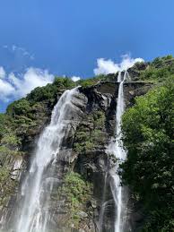 Cascate dell'acqua fraggia 440 m 1443 ft. Le Cascate Dell Acquafraggia Facciamo 4 Passi