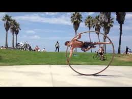 мир дикого запада смотреть онлайн 1 сезон 5 серия Zen Amp The Art Of The Simple Wheel Is A Web Series Dedicated To The Rapidly Growing Culture Of Roue Cyr It Was An Absolute Treat Venice Beach Beach Venice