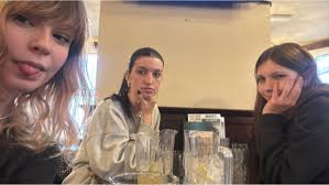 here for girl with black hairs 18th not sent yet but will send when i get  paid table 164 hedley verity any cocktails/spirits appreciated ❤️