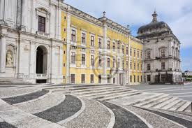Descubra apartamentos, moradias, quartos, terrenos, lojas, armazéns, garagens, escritórios, prédios, quintas e herdades para vender em mafra, lisboa, desde 0. Palast Von Mafra Portugal Fototapete Fototapeten Tour Tourismus Mafra Historisches Gebaude Myloview De