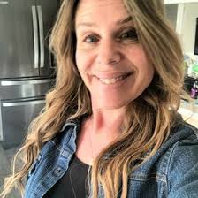 Michelle Traylor (mymichelllllle71)