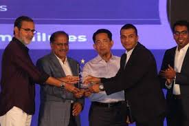 Mr Manoj Thomas Received Navaratna Business Excellence Award 2019 Heinrich Heinrichchocolates Manojthomasheinrich Manoj Excellence Award J Thomas Thomas