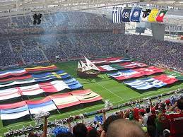 Dünyanın en büyük futbol organizasyonlarından biri olan avrupa futbol şampiyonası fransa'nın ev sahipliğinde devam ediyor. Avrupa Futbol Sampiyonasi Wikiwand
