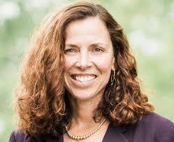 Evelyn Preston's Instagram, Twitter & Facebook