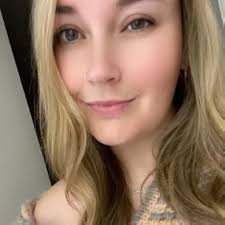 Amazon.com: Lucky Charm: A Sweet, Fake Relationship Romance: 9781963633009:  Meyer, Anne-Marie: Books