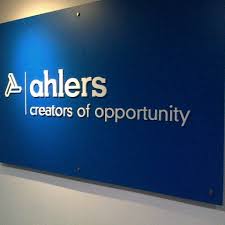 Entdecke rezepte, einrichtungsideen, stilinterpretationen und andere ideen zum ausprobieren. Ahlers Thoeng Semarang Office Office