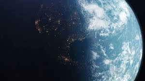 A global times kínai napilap kínai űripari illetékeseket idézve szerdán arról írt, hogy nincs ok a pánikra a rakéta visszatérése miatt. Hatalmas Raketa Zuhant Vissza A Foldre 24 Hu