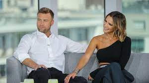 W 2008 artur boruc został nominowany przez międzynarodową federację piłkarzy zawodowych , obok gianluigiego buffona, ikera casillasa, petra čecha i edwina van der sara, do najlepszej drużyny sezonu 2007/2008. Noah Boruc Skonczyl Roczek Sara Manei I Artur Boruc Publikuja Zdjecia Syna Dzien Dobry Tvn