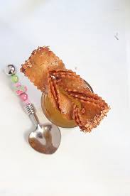 Traditionnellement Preparee Pour Le Ramadan Chebakia Est Un Incoutrournble Des Fetes Et Autres Grandes O Chebakia Recette Gateau Marocain Recette Gateau Arabe