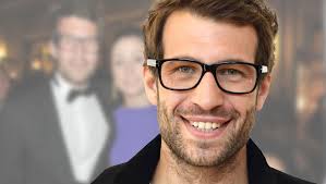 Последние твиты от daniel hartwich news (@dhartwichnews). Rtl Moderator Daniel Hartwich Nach Dieter Bohlen Jetzt Verlasst Auch Er Das Supertalent Bunte De