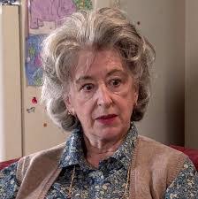 Evelyn Plummer's Instagram, Twitter & Facebook