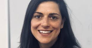 How can we identify health risks in babies too small or too large during  pregnancy?