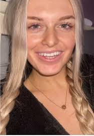 Kerry Sandoval's Instagram, Twitter & Facebook