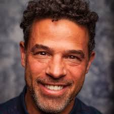 Glenn Lamont 🏆 (@GlennLamont74)