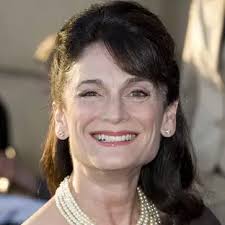 Cristine Rose: Life Story, Career Achievements & Family Background