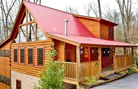 Enjoy your time in a cabin filled with three fantasticâ master suites, hot tub, and your very own pool table. Hidden Mountain Resorts Sevierville Tn Resort Reviews Resortsandlodges Com
