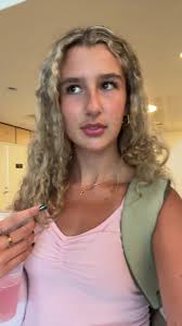 I’m jealous of everyone going to Miami rn so throwback to Amsterdam🥲  wishing this was us now @JillGoyette