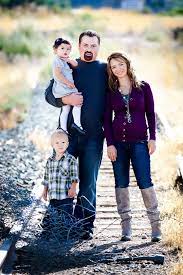Akstudiodesign Com Page 15 Family Portrait Photography Family Photo Pose Family Posing