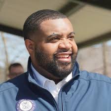 Donavan Fletcher Wright"