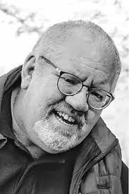 Glenn Leighton's Instagram, Twitter & Facebook