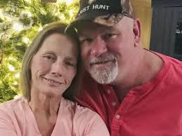 Deena Padgett's Instagram, Twitter & Facebook