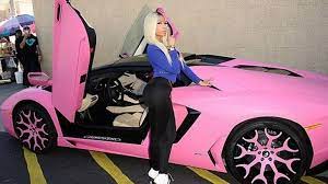 有名海外セレブが乗っている愛用車まとめ mendy メンディ ピンクの車 ニッキー ミナージュ スーパーカー