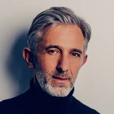 Et un nouvel étendard ! 🤸 Quand Ghislain m'a proposé de prêter main…