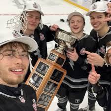 Leo Gruba's Instagram, Twitter & Facebook