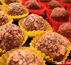 Truffe Au Caramel Et Au Chocolat Au Lait Recettes Du Monde Autour Du Globe Et De L Assiette