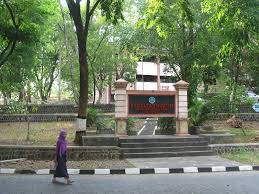 Purwosari station is a large class type c railway station located in purwosari, laweyan, surakarta. Berkas Universitas Negeri Sebelas Maret Surakarta 03 Jpg Wikipedia Bahasa Indonesia Ensiklopedia Bebas