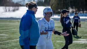 Softball Suffers a Pair of One-Run Defeats