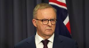 Feeney under assault from all sides in Batman preselection