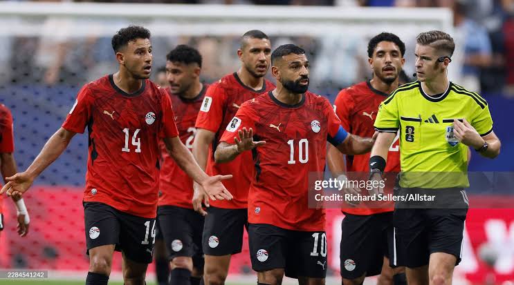 Mohamed Salah chán chả buồn nói về trọng tài trận Argentina 3-2 Ai Cập: "Ai  cũng thấy rồi đấy!"