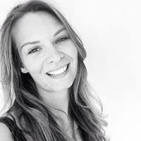 Penny Brewer's Instagram, Twitter & Facebook