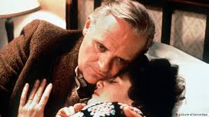 Influenced by richard burton, he decided to study at college of music and drama and graduated in 1957. Anthony Hopkins I Love Life Because What More Is There Film Dw 30 12 2017