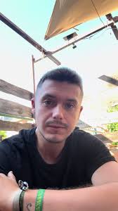 Alejandro Galán (@alejandrogalanoficial)