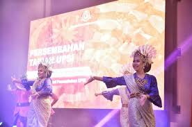 Fakulti muzik dan seni persembahan adalah ahli. Kementerian Pengajian Tinggi On Twitter Majlis Telah Dimeriahkan Dengan Persembahan Koir Dan Daripada Pelajar Fakulti Muzik Dan Seni Persembahan Universiti Pendidikan Sultan Idris Upsi War Dance Oleh Kadet Palapes Universiti Pertahanan Nasional