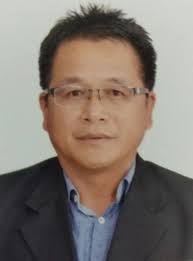 Nama Willie Liaw tidak asing kepada penduduk Tanah Tinggi Ba'kelalan,  seorang peguam yang banyak terlibat dengan pelbagai kes-kes yang melibatkan  masyarakat setempat. Menjadi Calon bidan terjun kepada Barisan Nasional  pada pilihanraya 2011