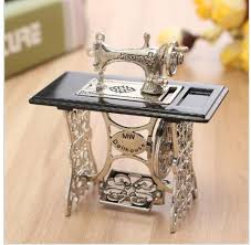 Miniature Toy Vintage Miniature Sewing Machine Furniture Toys Gifts For 1 12 House Decor Ret Vintage Miniatures Vintage Sewing Machines Antique Sewing Machines