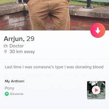 Everybody has successes and baggage;. Hilarious Tinder Bios That Almost Guaranteed A Right Swipe Illumeably