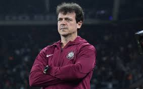 Diniz admite jogo ruim do Corinthians na Libertadores: "Decepcionado"