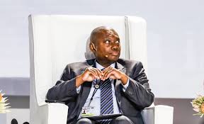 Standard Bank CEO: Wie Sal Sim Tshabalala in 2027 Opvolg?!
