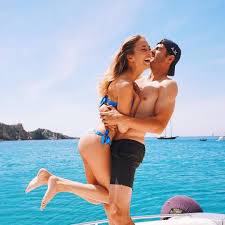 In 2018 he inked a portrait of his fife alice campello his left arm. Alvaro Morata Wiki 2021 Girlfriend Salary Tattoo Cars Houses And Net Worth
