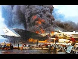 uss forrestal july 29 1967 gulf of tonkin vietnam aircraft carrier flight deck aircraft uss forrestal july 29 1967 gulf of