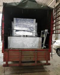 Muqmeen movers, syarikat 100% dimiliki oleh bumiputera islam menyediakan perkhidmatan sewa lori 1 tan, 3 tan dan 5 tan termasuk pindah rumah, pindah pejabat, pindah kedai dan penghantaran. Perkhidmatan Sewa Lori On Invaber Menyediakan Perkhidmatan Lori Sewa Murah Lori Sewa Untuk Pindah Rumah Lori Sewa Pindah Rumah Melaka Perkhidmatan Sewa Lori Pindah Rumah Menawarkan Perkhidmatan Lori Sewa Murah Menghadapi