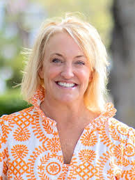 Cheri Mason's Instagram, Twitter & Facebook