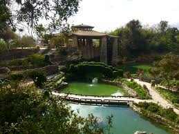 Japanese Garden Built In A Quarry San Antonio Tx It S Exactly Beside The Zoo Places To Go In Texas San Antonio Zoo Best Vacation Spots