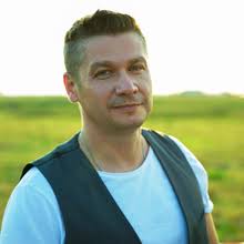 скачать песню никто из нас не виноват андрей картавцев Andrej Kartavcev Vmesto Gudkov Di Dzhingl