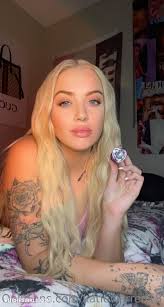 Katiewarren18 - Onlyfans Leaked Naked Photo